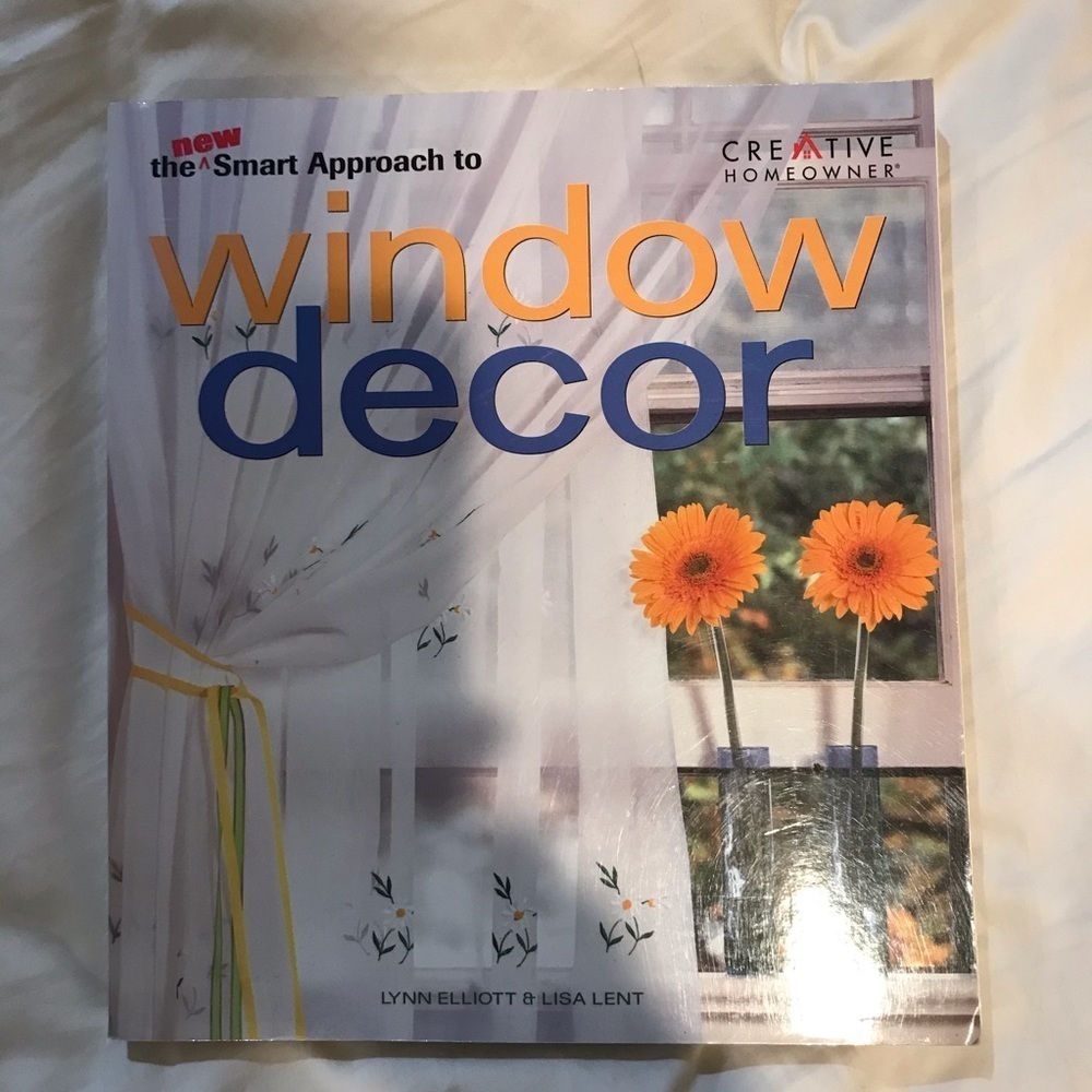☀️ Set of 2/Window Decor Books